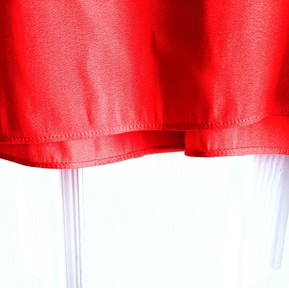 H&M Red Keyhole Long Bell Sleeve Party or Everyday Blouse w Top Button. 2. HP! - Picture 10 of 15